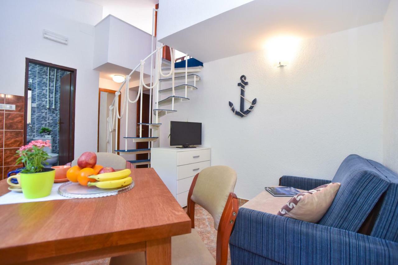 Guest House Jedro Petrovac Exterior photo
